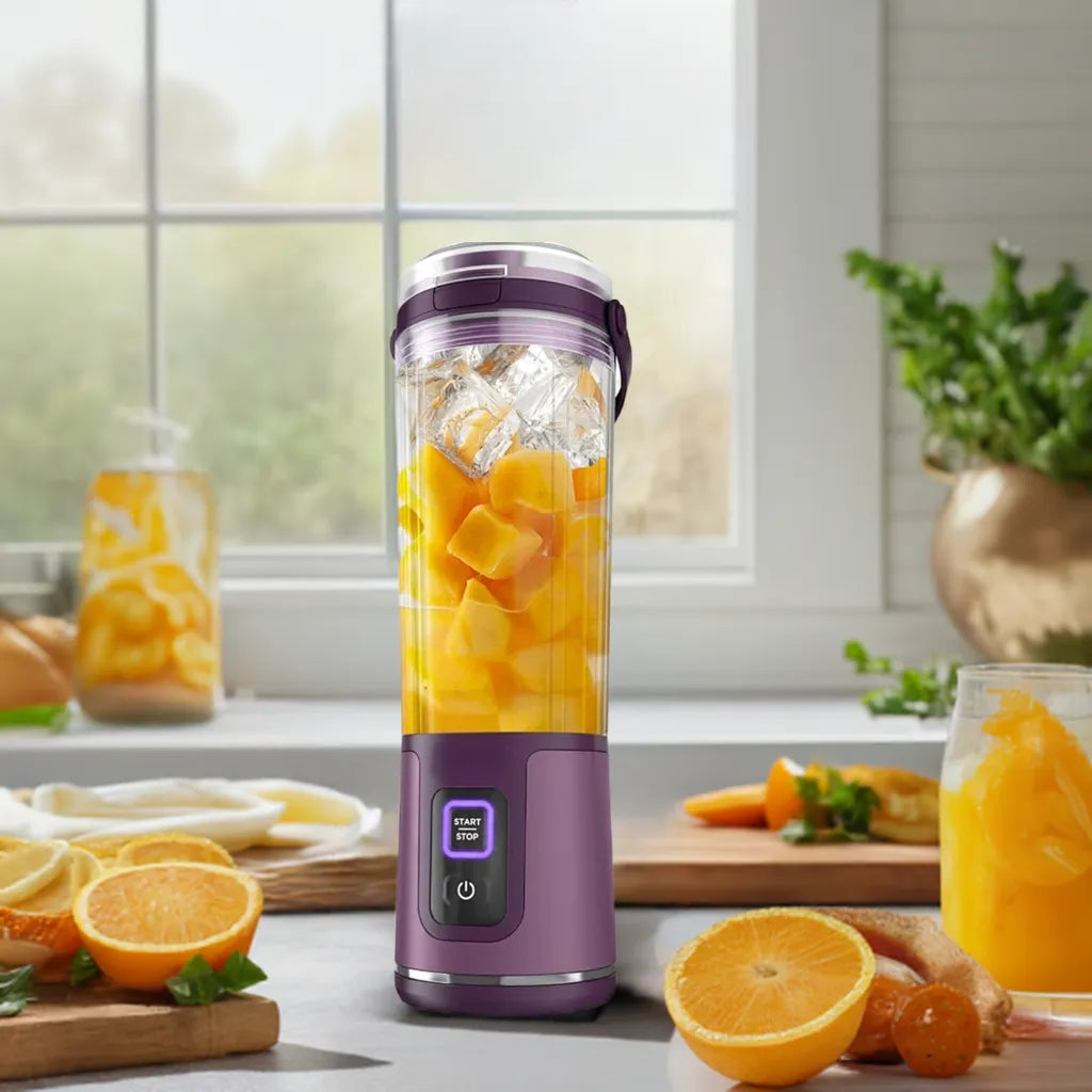 USB-C rechargeable portable blender with dishwasher-safe parts for smoothies and juices