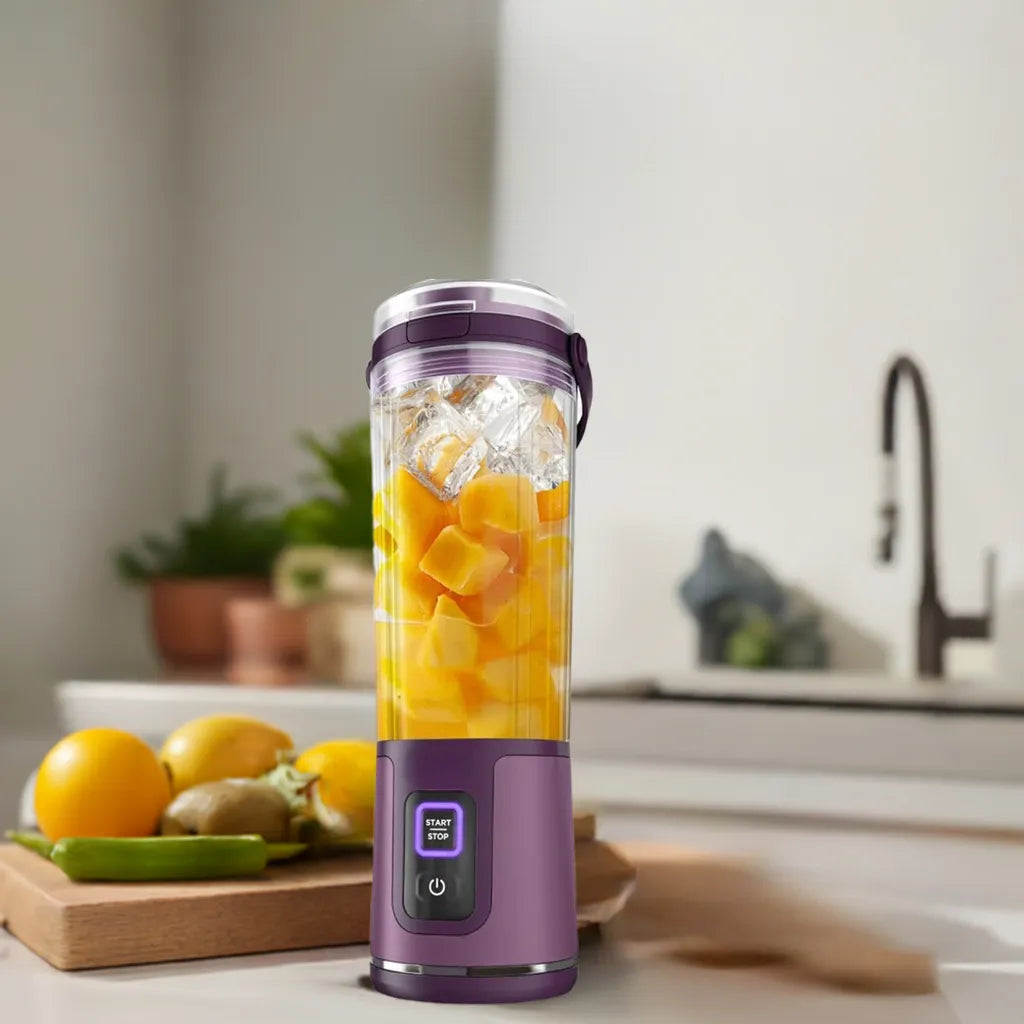 USB-C rechargeable portable blender with dishwasher-safe parts for smoothies and juices